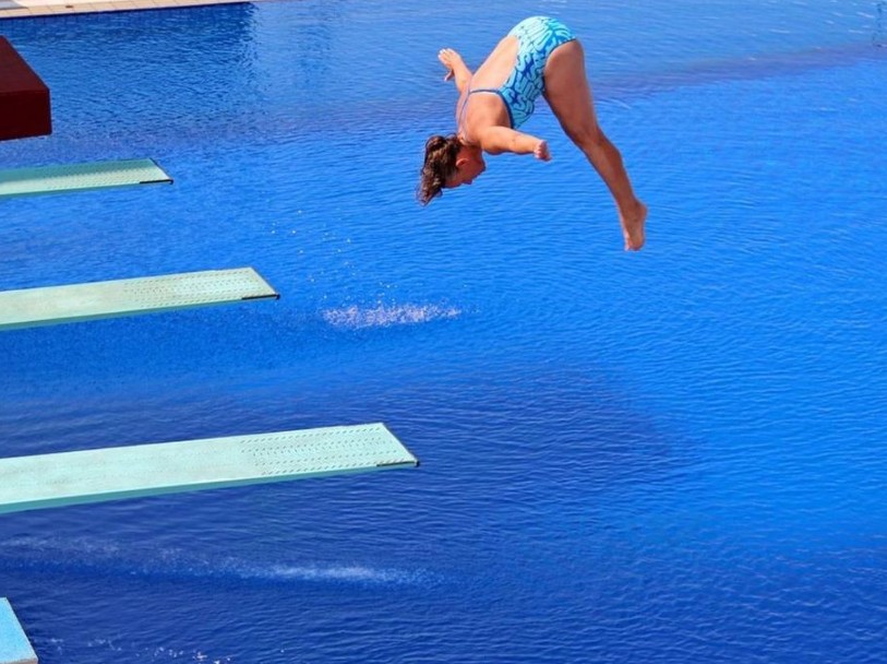 Соревнования по прыжкам в воду