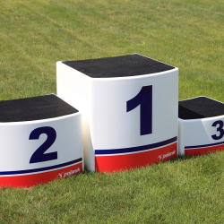 Пьедестал победителей